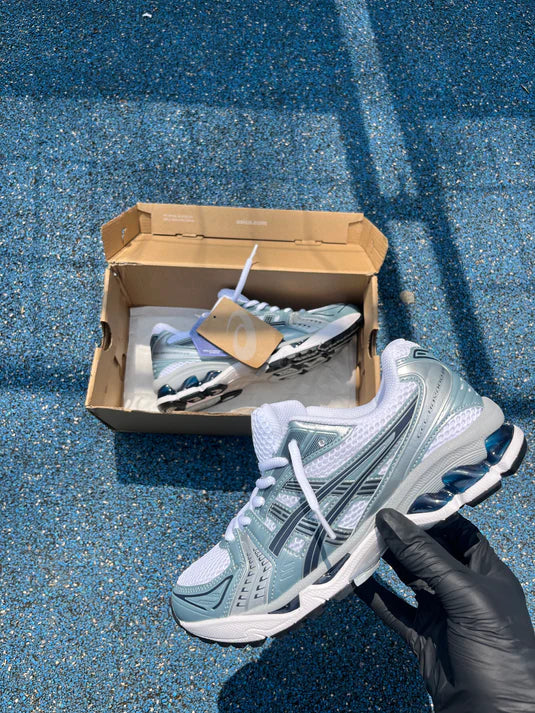 KAYANO 14 I LIGHT BLUE