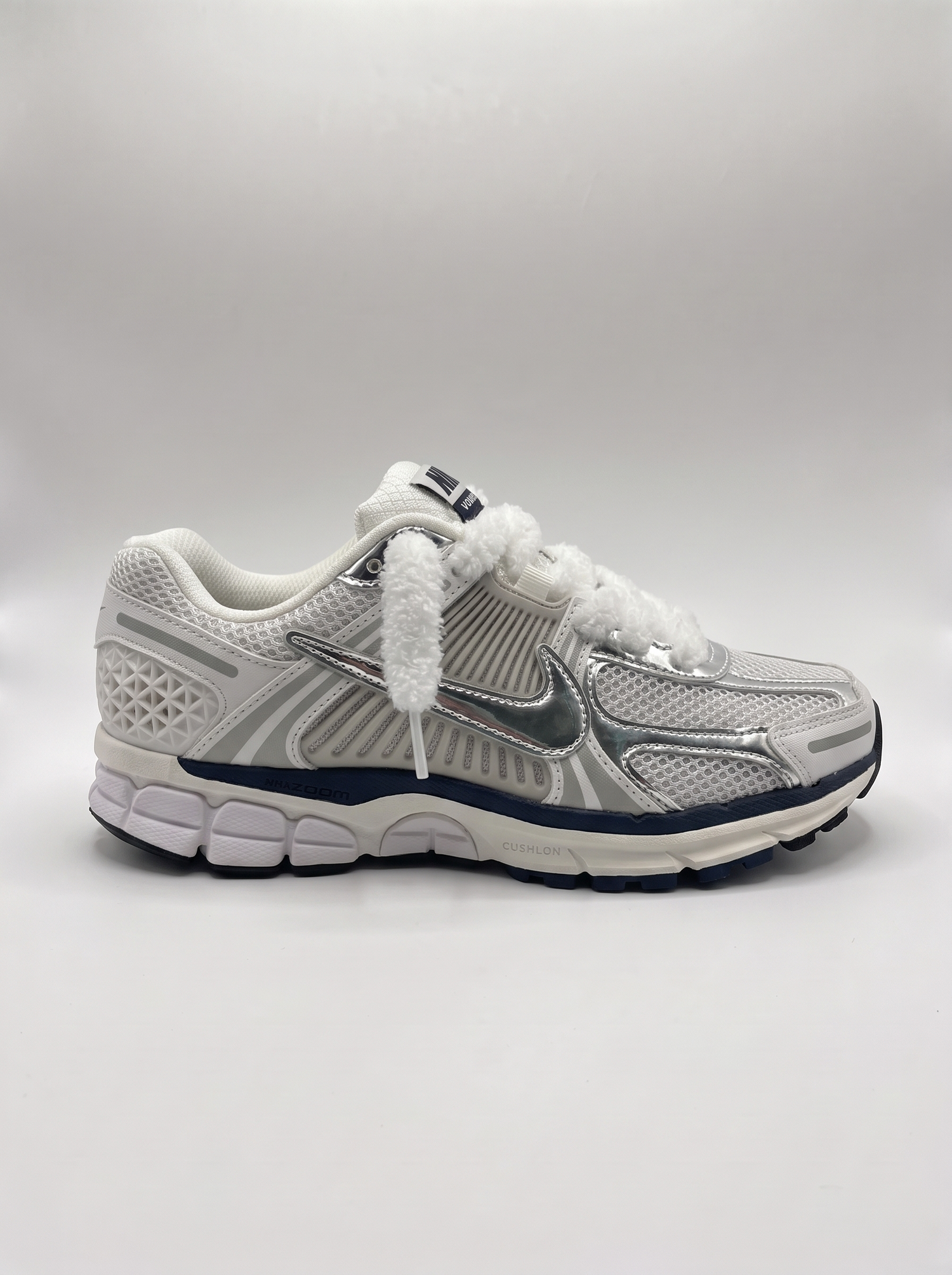 VOMERO 5 | METALLIC GREY