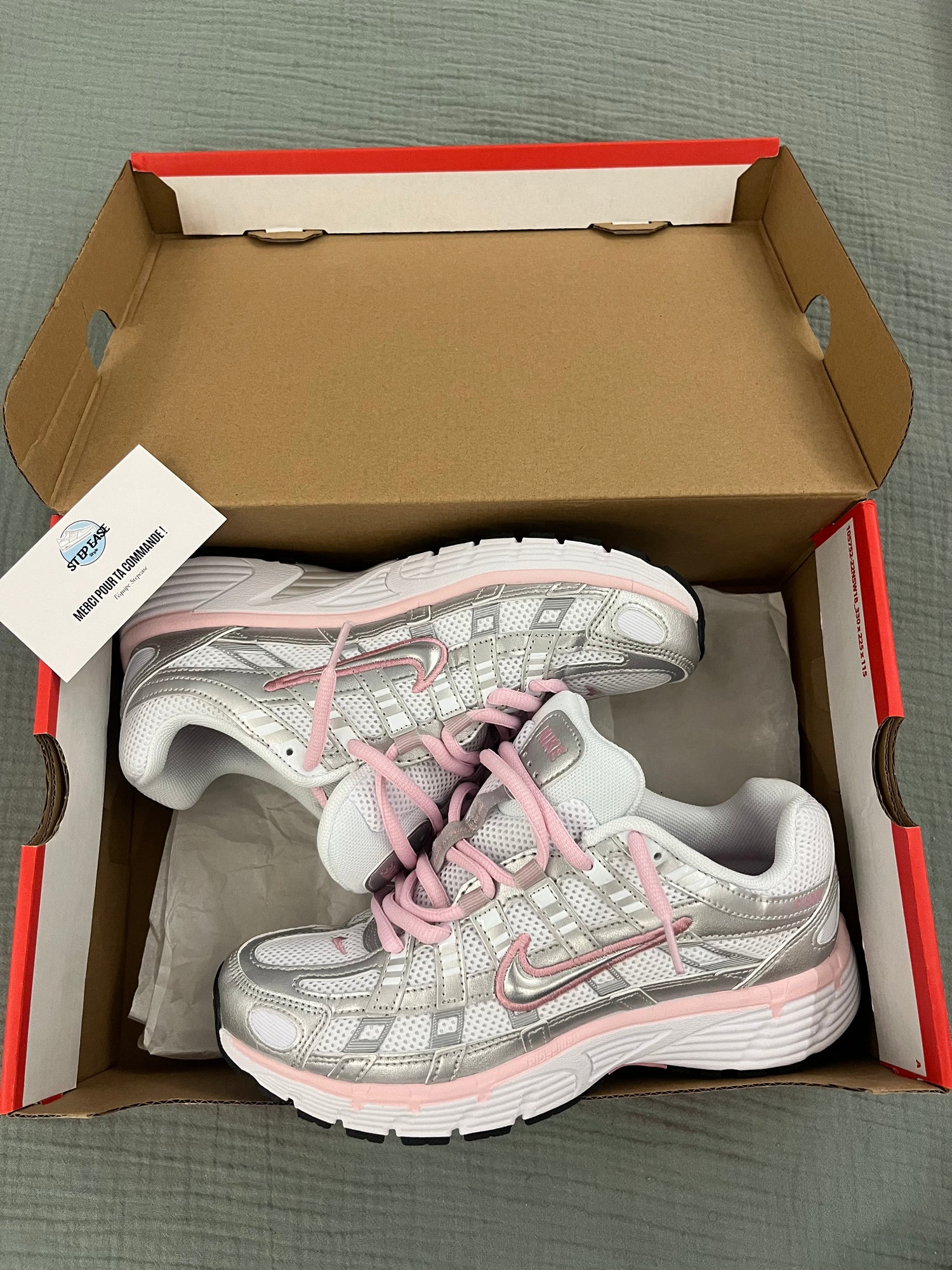 P-6000 "GREY & PINK"